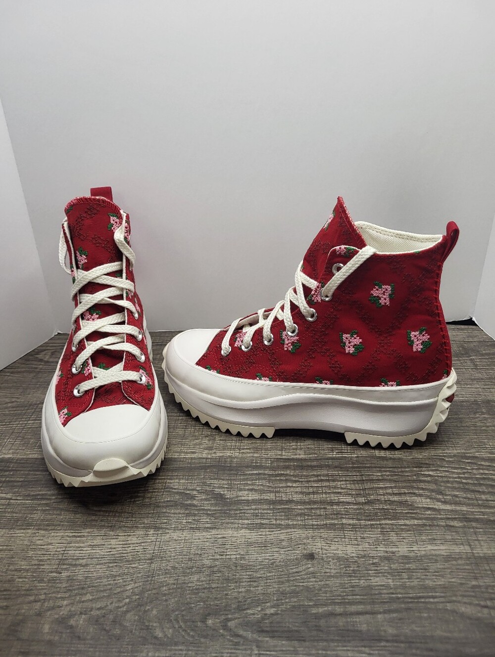 CONVERSE Run Star Hike Hi Platform Rose Cross Stitch Women Sz 7.5 Shoes Sneaker